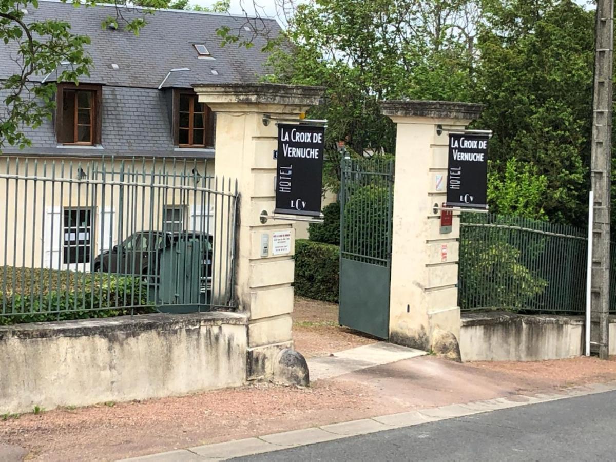 Hotel La Croix De Vernuche Varennes-Vauzelles Eksteriør bilde